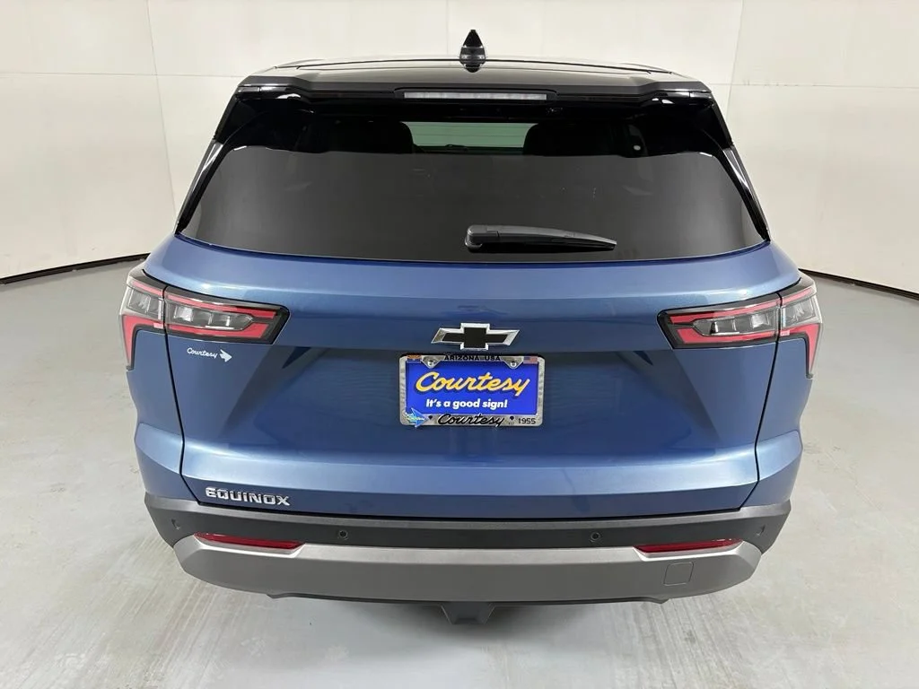 2026 Chevrolet Equinox LT - Photo 8