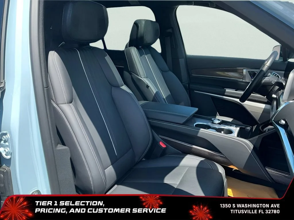 Used 2026 Nimbus Metallic Cadillac Sport image 21