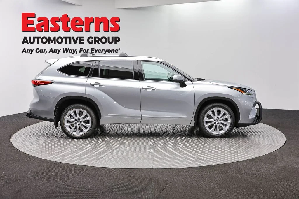 Used 2021 Silver Toyota Limited image 4