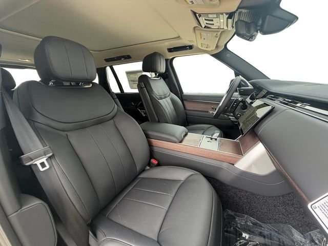 New 2026 Santorini Black Land Rover SE image 16