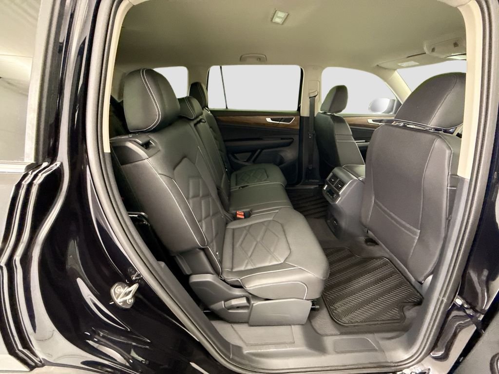 New 2026 Deep Black Pearl Volkswagen 2.0T SE image 20