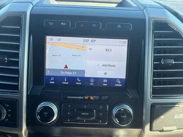 Used 2019 White Platinum Clearcoat Metallic Ford Platinum image 23
