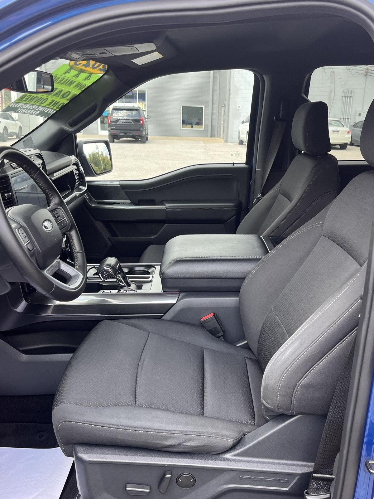 Used 2023 Atlas Blue Ford XLT image 15