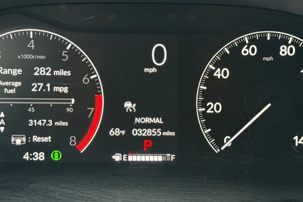 Used 2025 Black Honda LX image 26