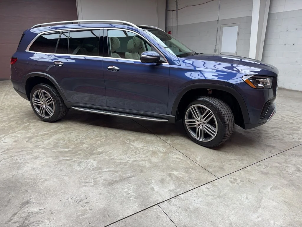 Used 2026 Blue Mercedes-Benz GLS 450 image 6