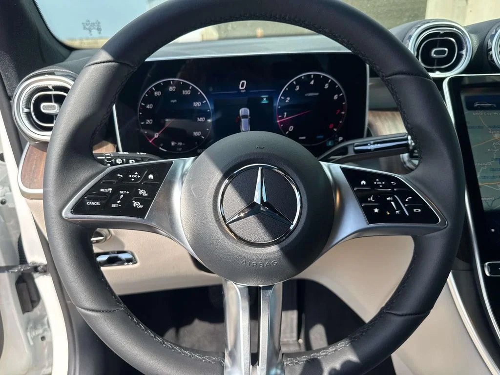 Certified Used 2026 White Mercedes-Benz GLC 300 image 10
