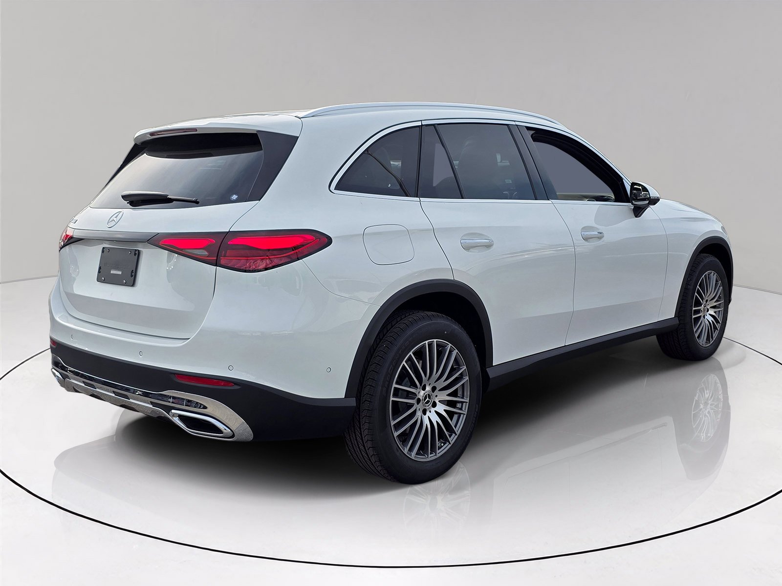New 2026 Polar White Mercedes-Benz GLC 300 image 6