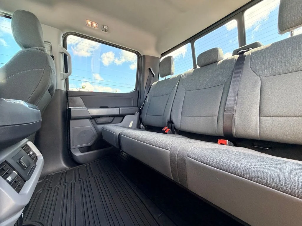 Used 2024 Gray Ford XLT image 17