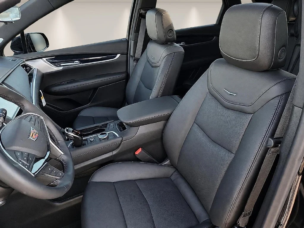 2026 Cadillac XT5 Premium Luxury - Photo 14