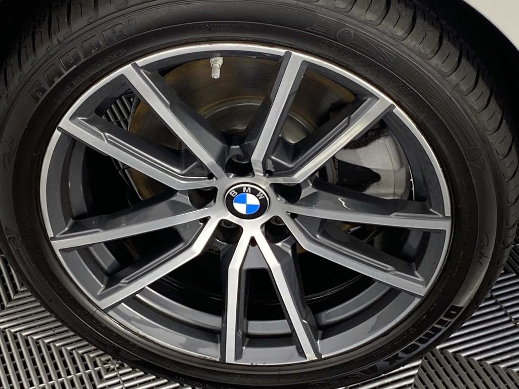 Used 2020 White BMW 330i xDrive image 27