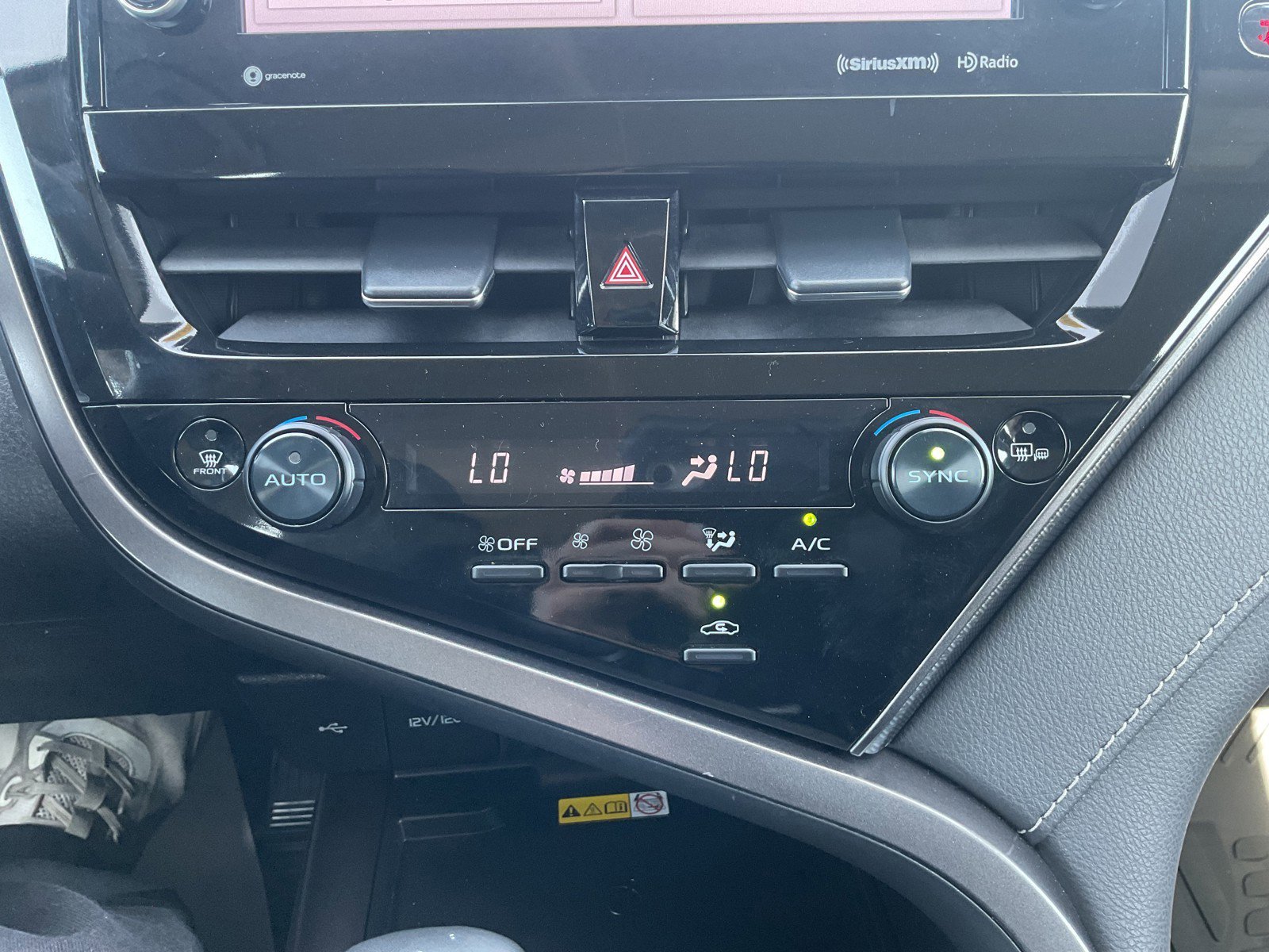 2024 Toyota Camry XSE - Photo 26