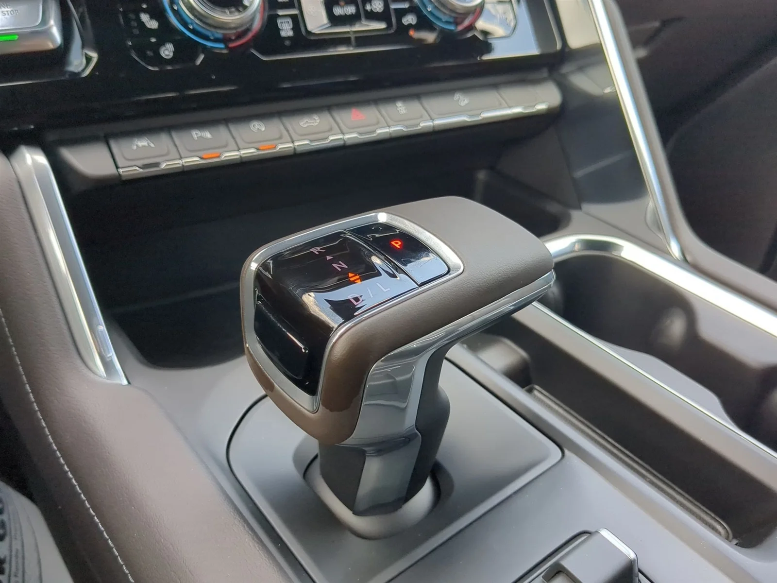 New 2026 Glacier White Tricoat GMC Denali image 40