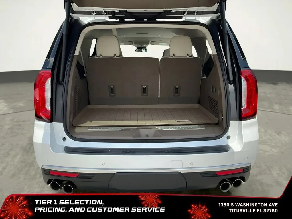 Used 2024 White Frost Tricoat GMC Denali image 23