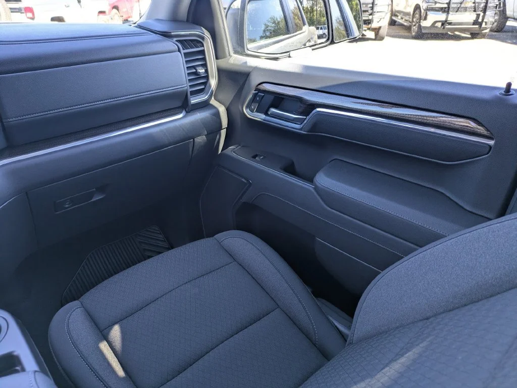 Used 2026 Gray Chevrolet LT image 17