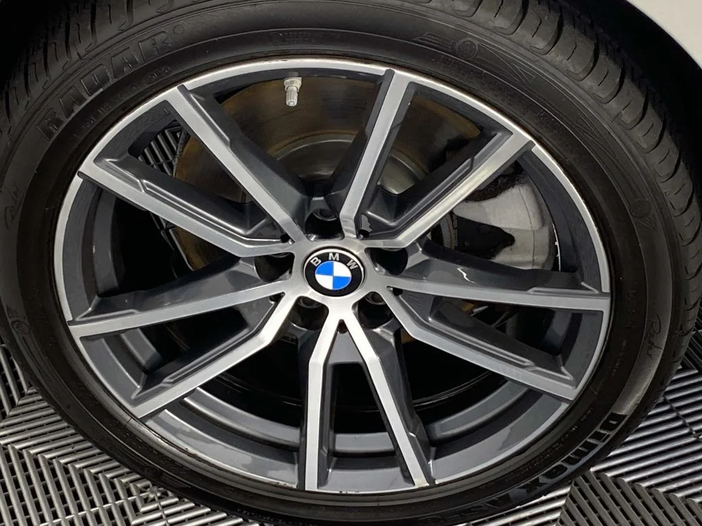 Used 2020 White Metallic BMW 330i xDrive image 27