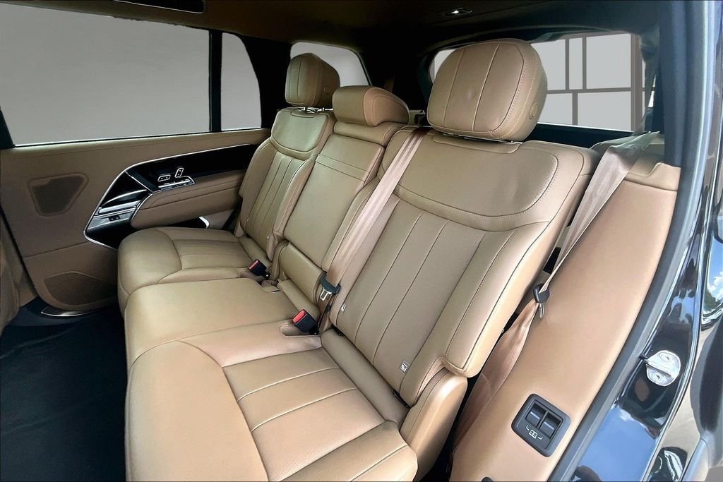 Certified Used 2026 Santorini Black Metallic Land Rover SE image 26