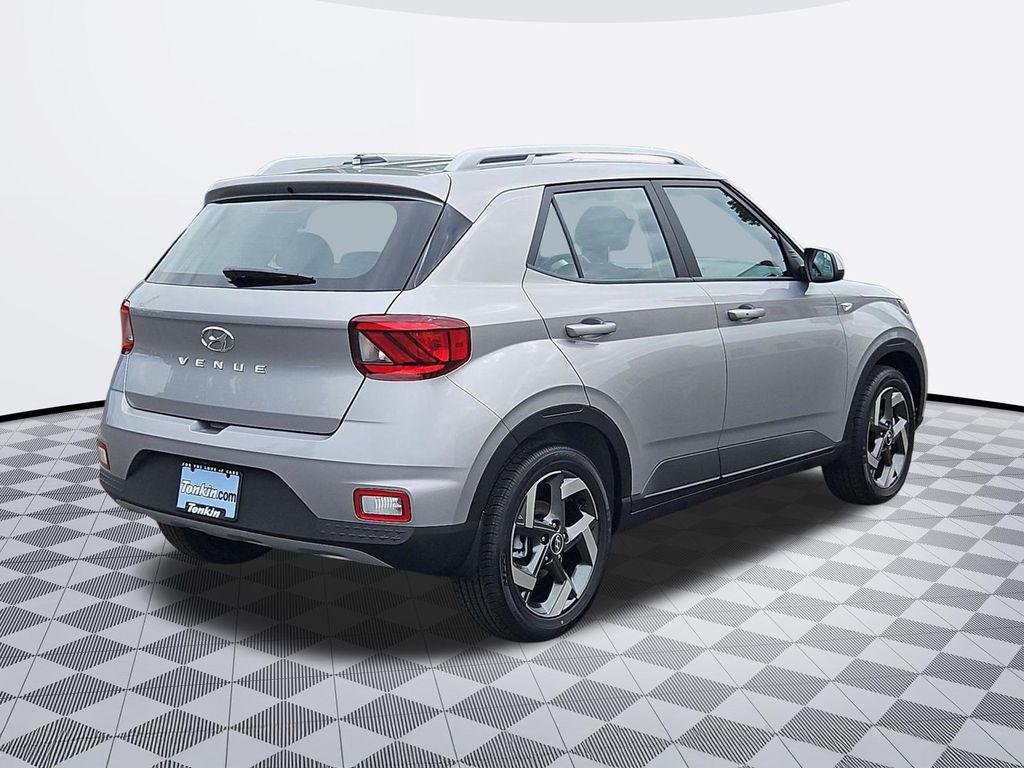 New 2026 Silver Hyundai SEL image 6