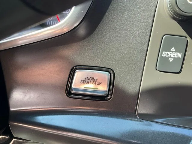 Used 2017 Silver Chevrolet Stingray image 15