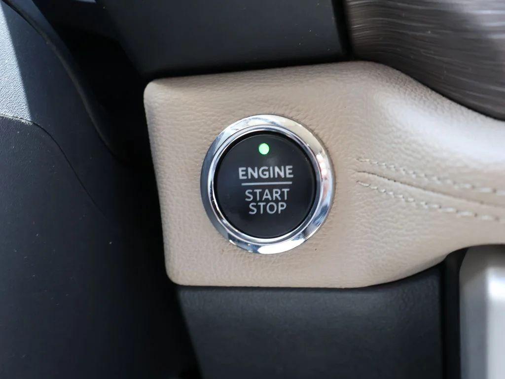 Used 2024 Gray Ford Limited image 34