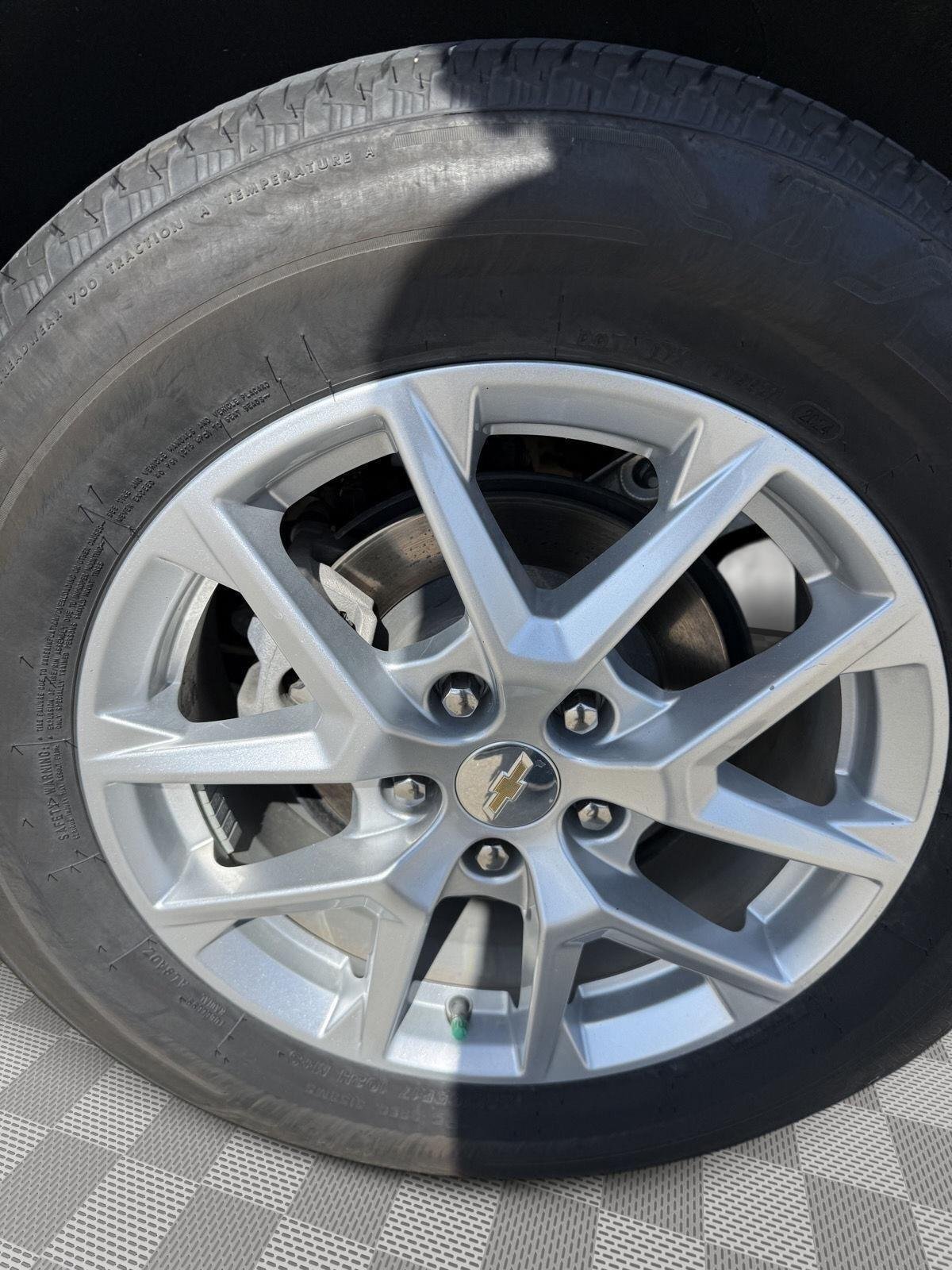 Used 2024 Sterling Gray Metallic Chevrolet LT image 21