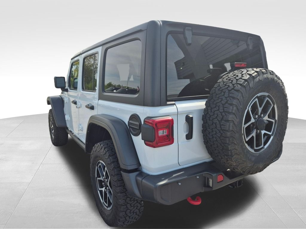 Used 2024 White/off-white Jeep Rubicon image 4
