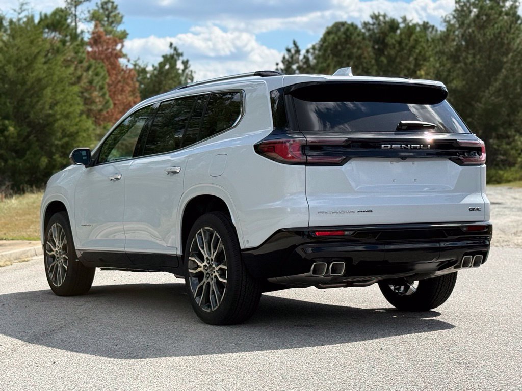 2027 GMC Acadia Denali Ultimate - Photo 11