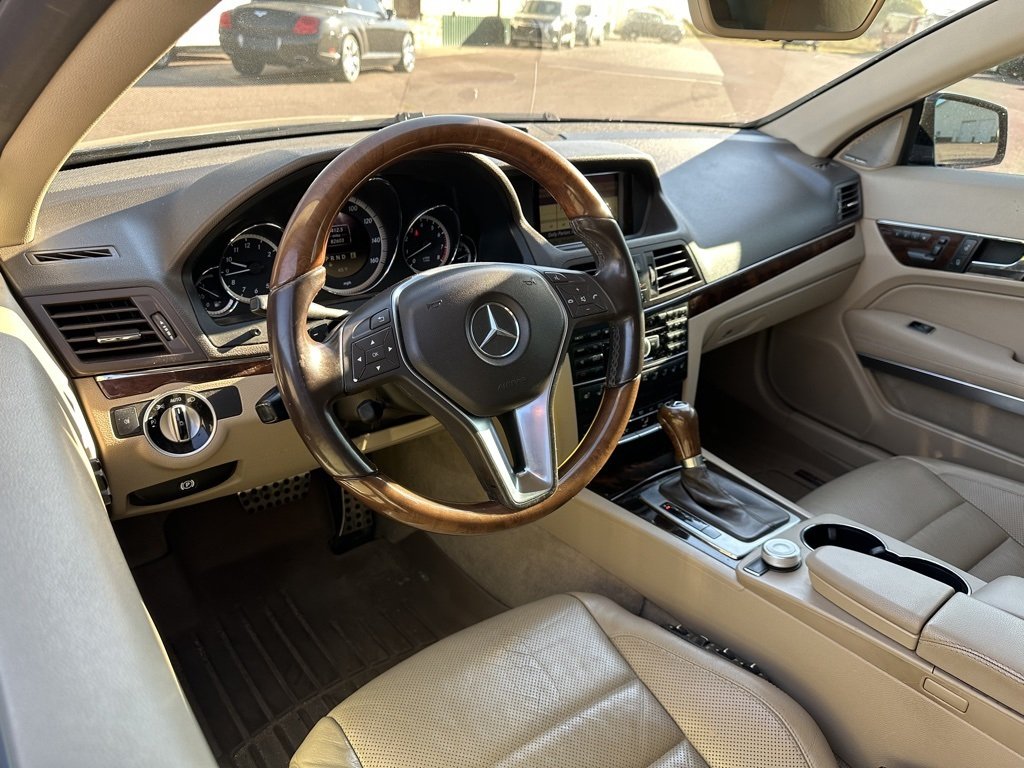 2012 Mercedes Benz E 350 photo 3
