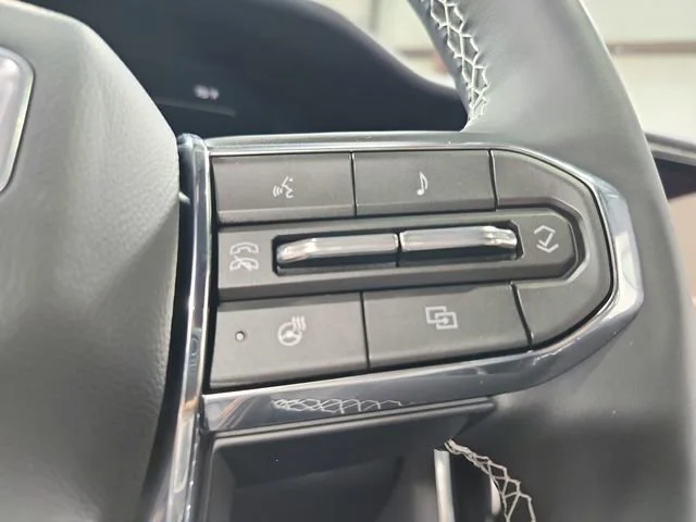 2026 GMC Acadia Denali - Photo 26