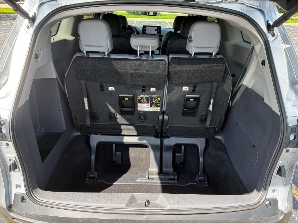 Used 2023 Silver Toyota XLE image 7
