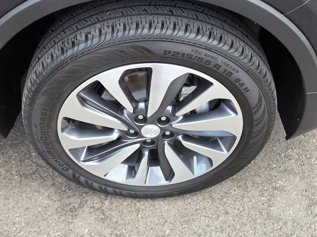 Used 2022 Blue Buick Preferred image 9