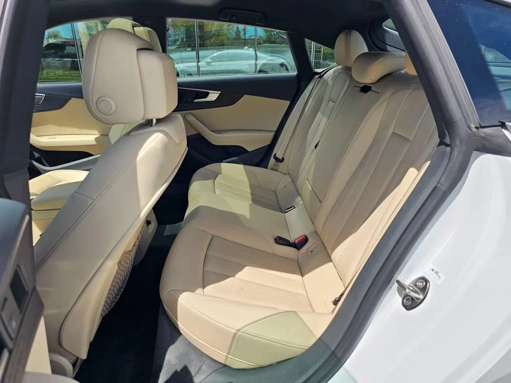 Used 2018  Audi Premium Plus image 16