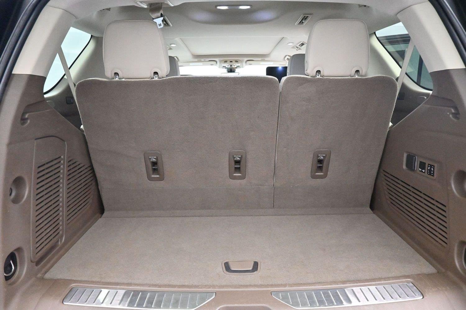 Used 2021 WHITE FROST TRICOAT GMC Denali image 10