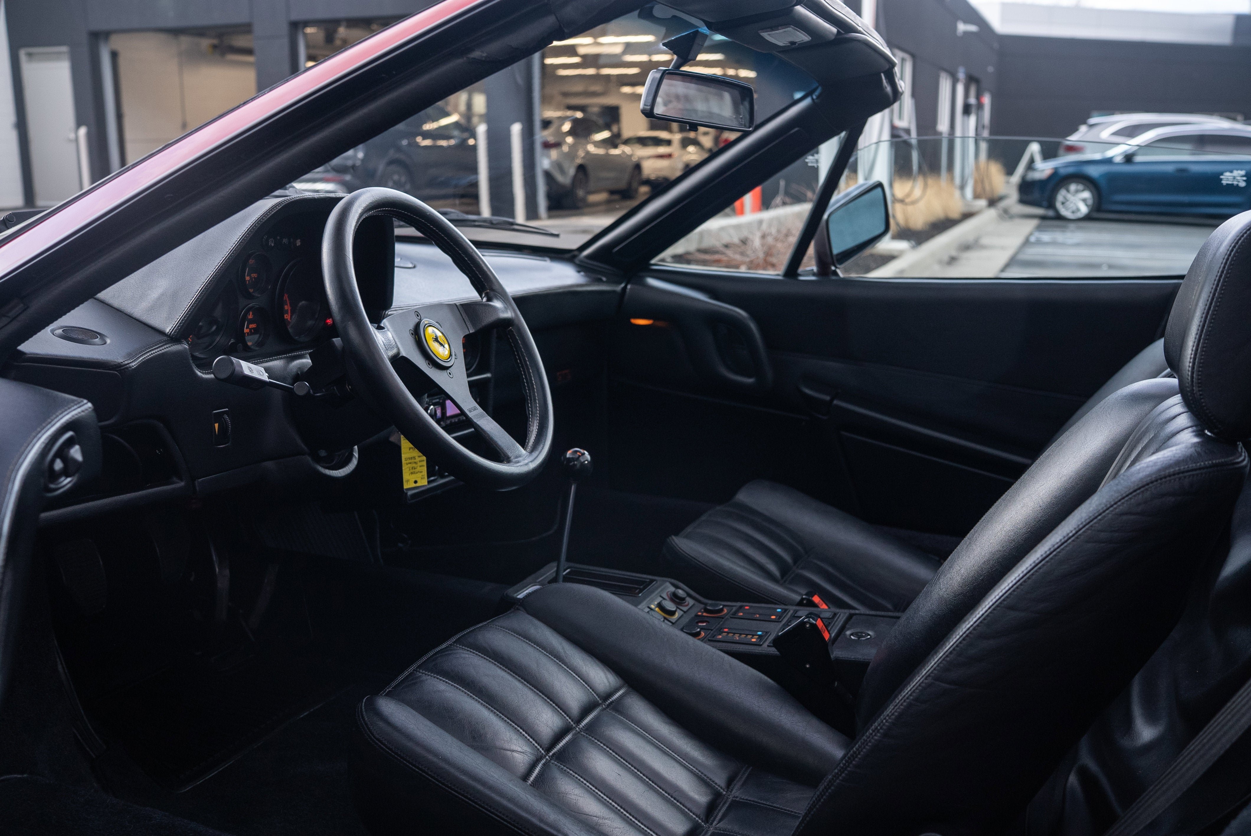 1987 Ferrari 328 - Photo 16