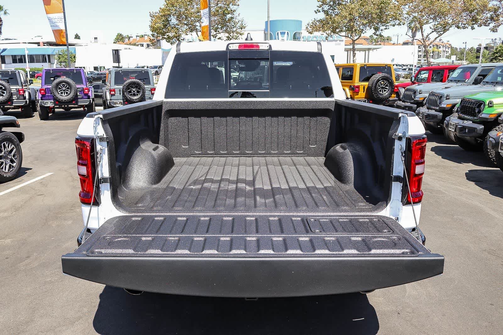 New 2026 Bright White Clear-Coat Exterior Paint RAM Laramie image 16
