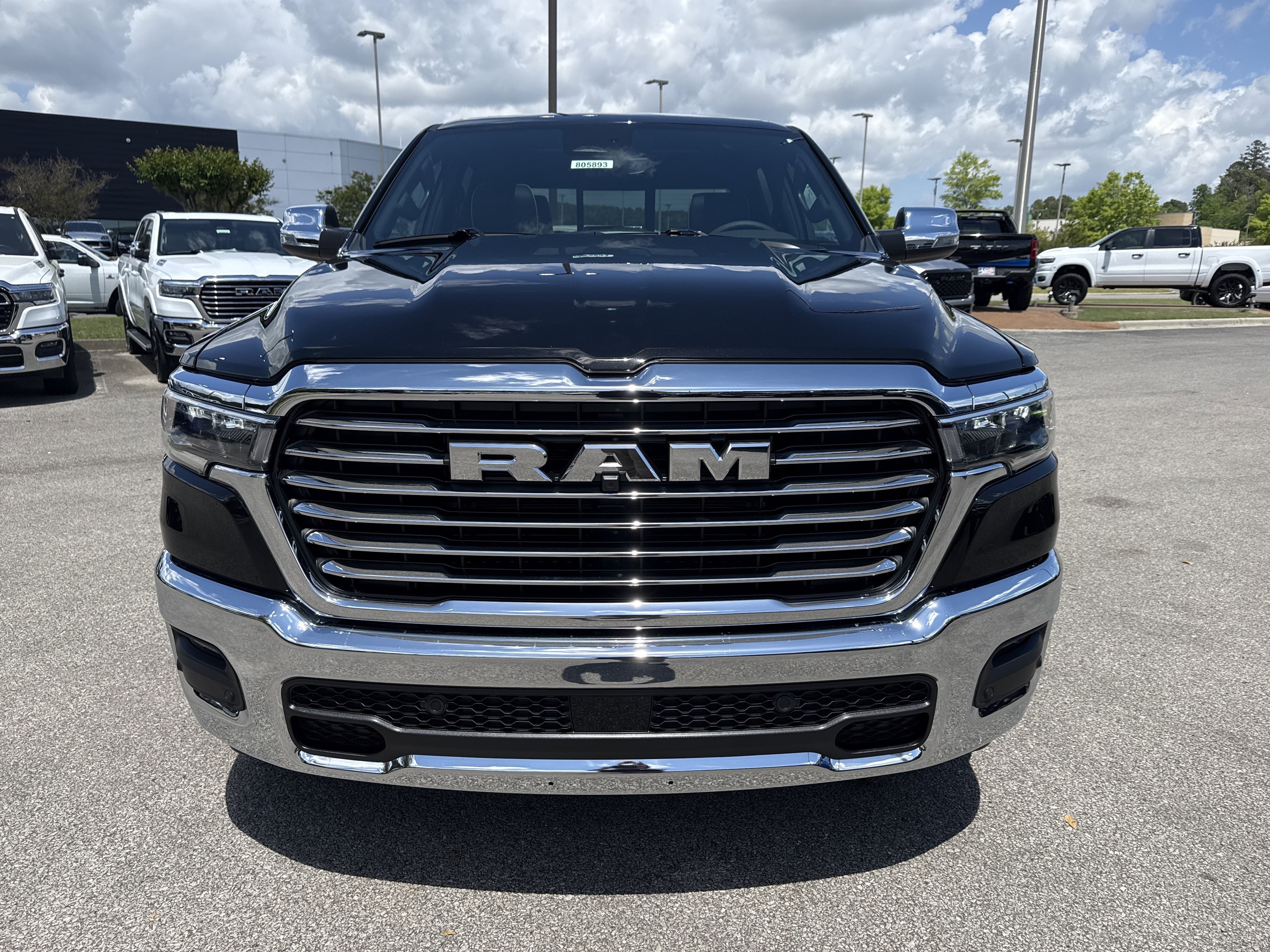 New 2026 Diamond Black Crystal Pearl-Coat Exterior Paint RAM Laramie image 2