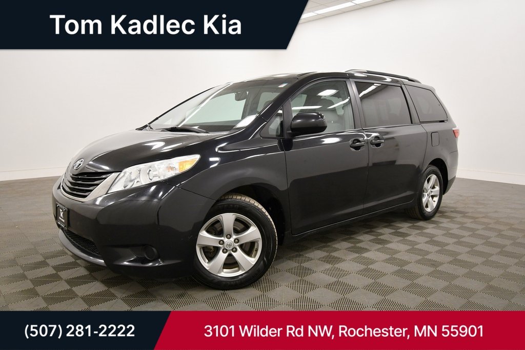 2015 Toyota Sienna LE