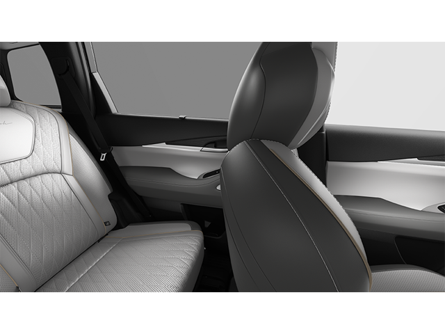 New 2027 2T RAD WHT INFINITI Autograph AWD image 19