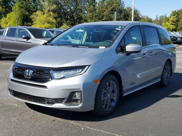 New 2026 Solar Silver Metallic Honda Touring image 32