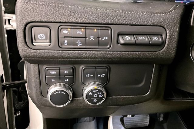 2021 GMC Yukon Denali - Photo 37