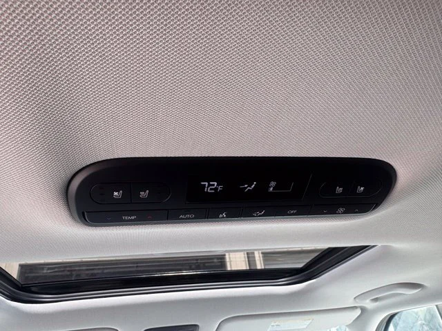 New 2026 Ecotronic Gray Pearl Hyundai Blue SEL Premium image 13