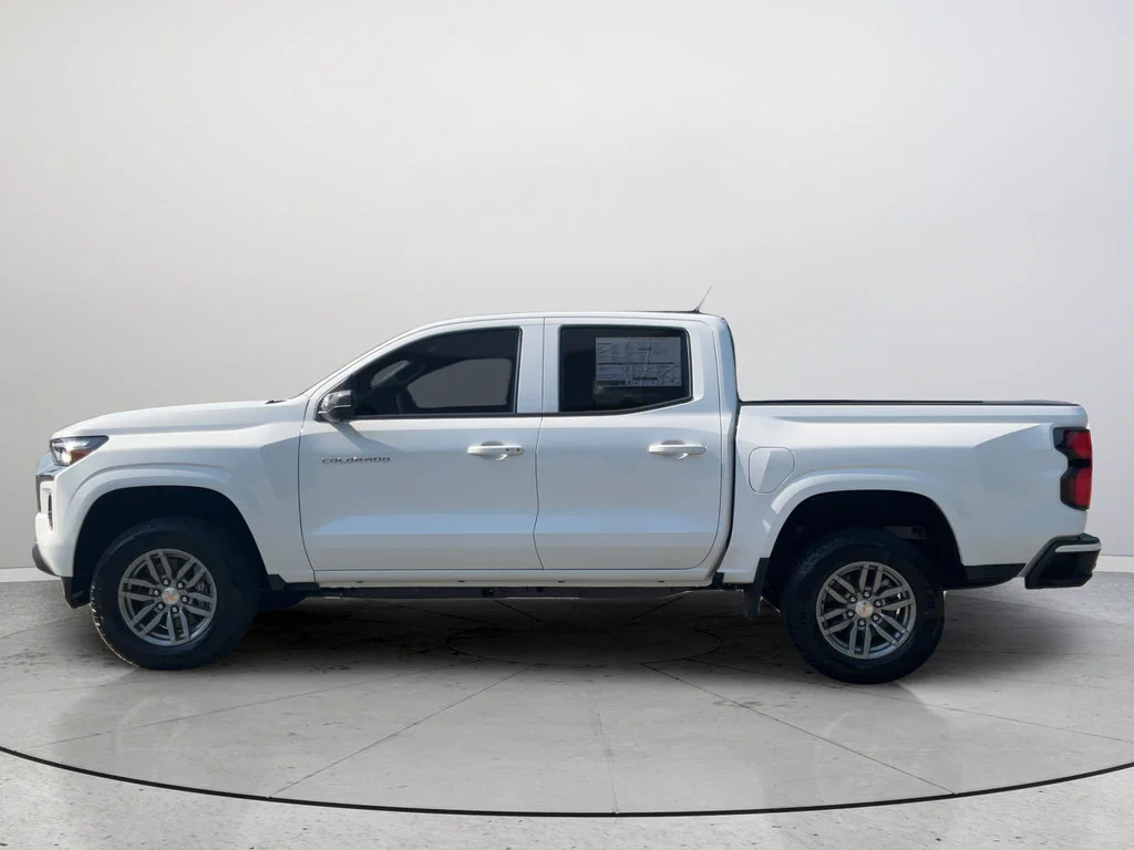 2026 Chevrolet Colorado LT - Photo 8