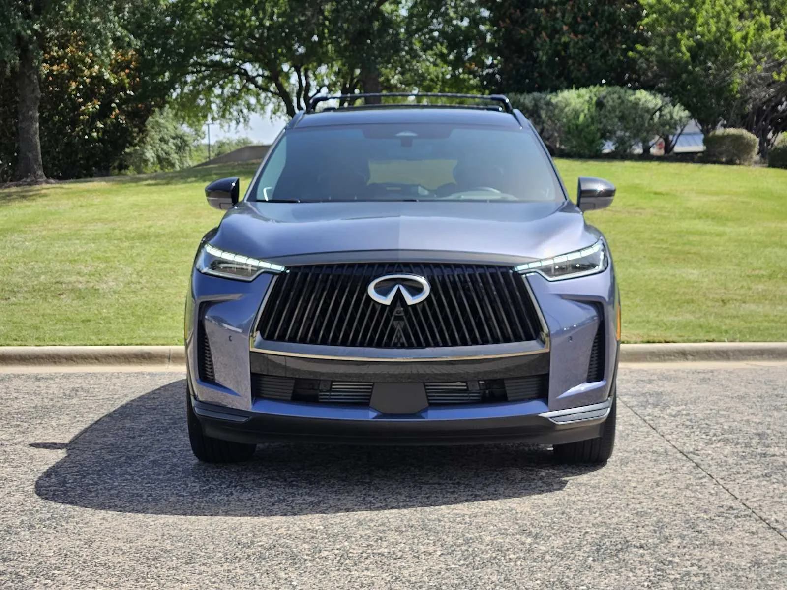 Certified Used 2026 Moonbow Blue/Black Obsidian INFINITI AUTOGRAPH image 2