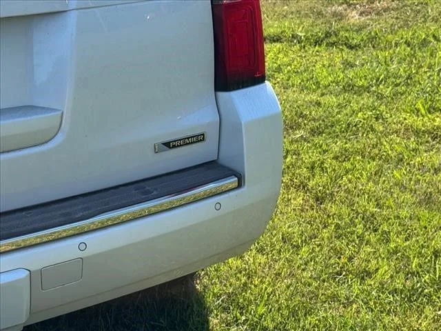 Used 2018 Beige Chevrolet Premier image 16