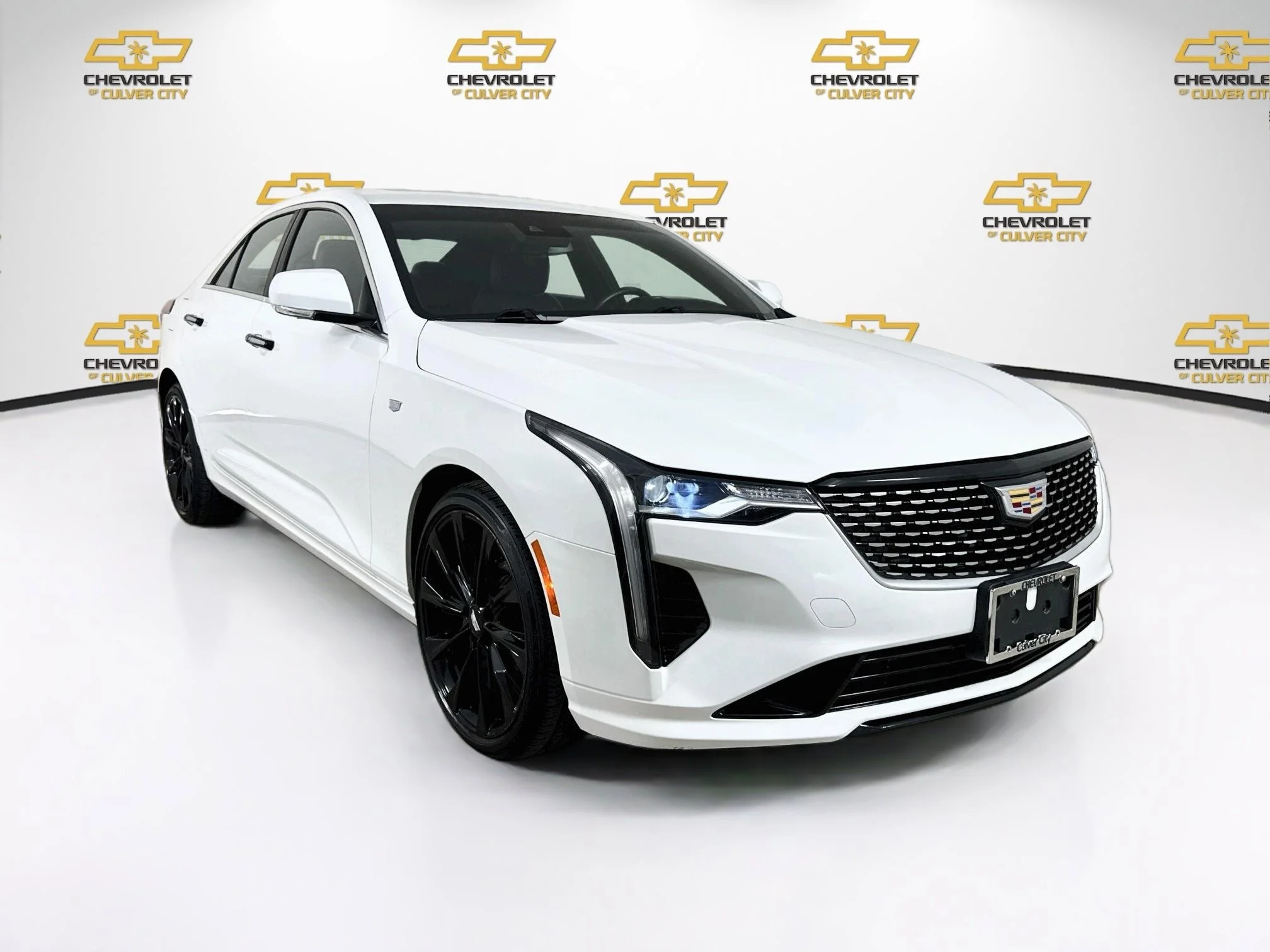 Used 2022 SUMMIT WHITE Cadillac Luxury image 1
