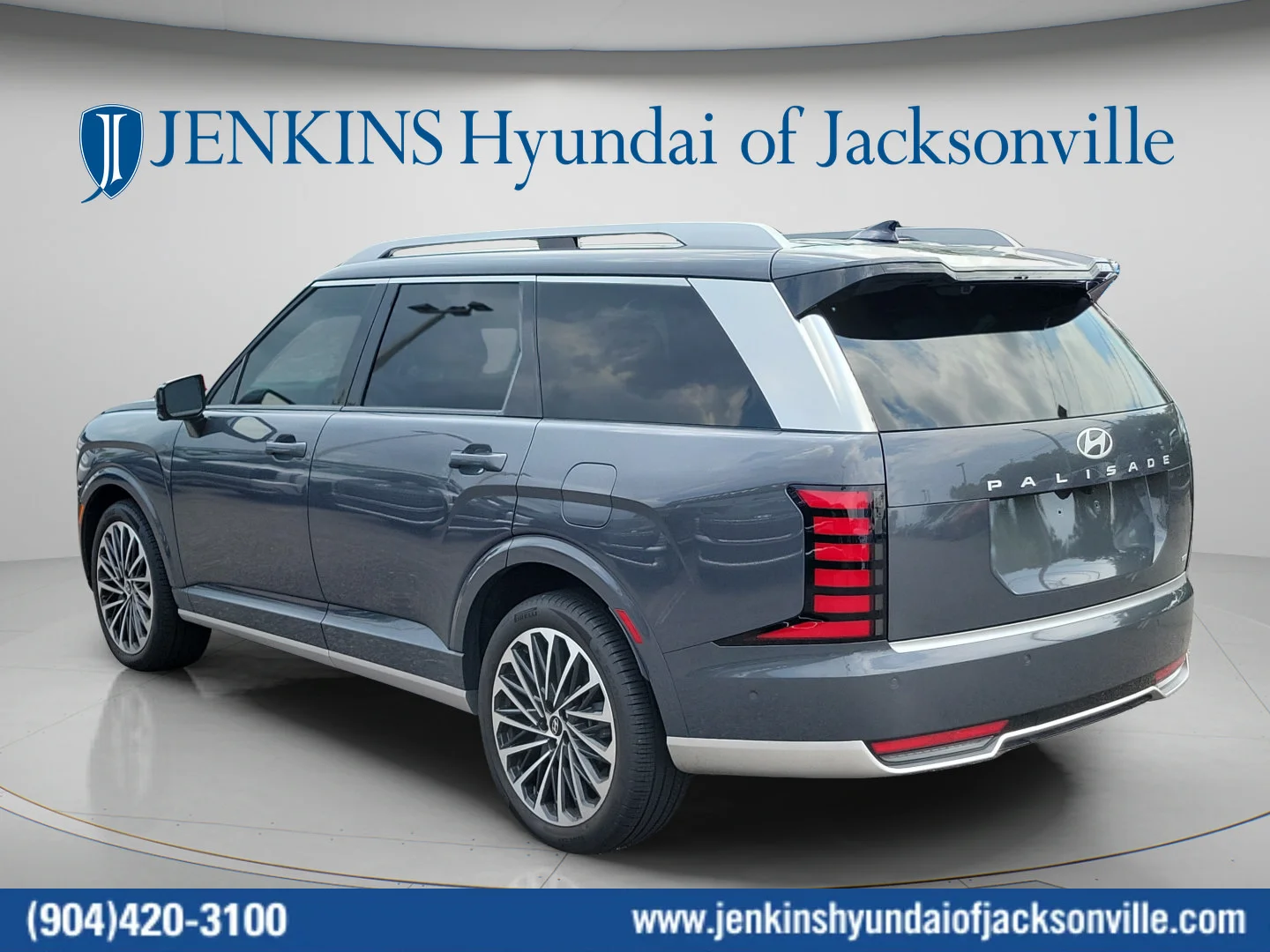 Used 2026 Ecotronic Gray Pearl Hyundai Calligraphy image 5