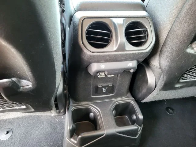 Used 2024 Gray Jeep Rubicon image 15