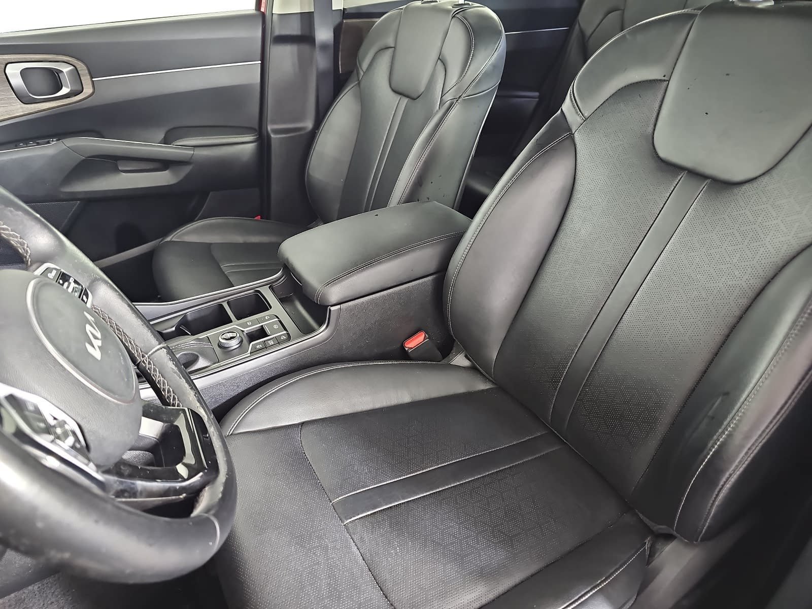 Used 2022 Red Kia EX image 15