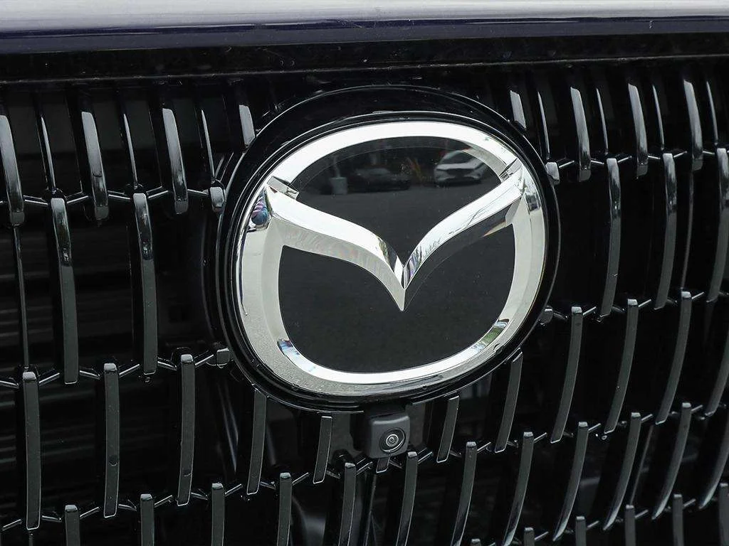 New 2026 Deep Crystal Blue Mica Mazda Signature image 8