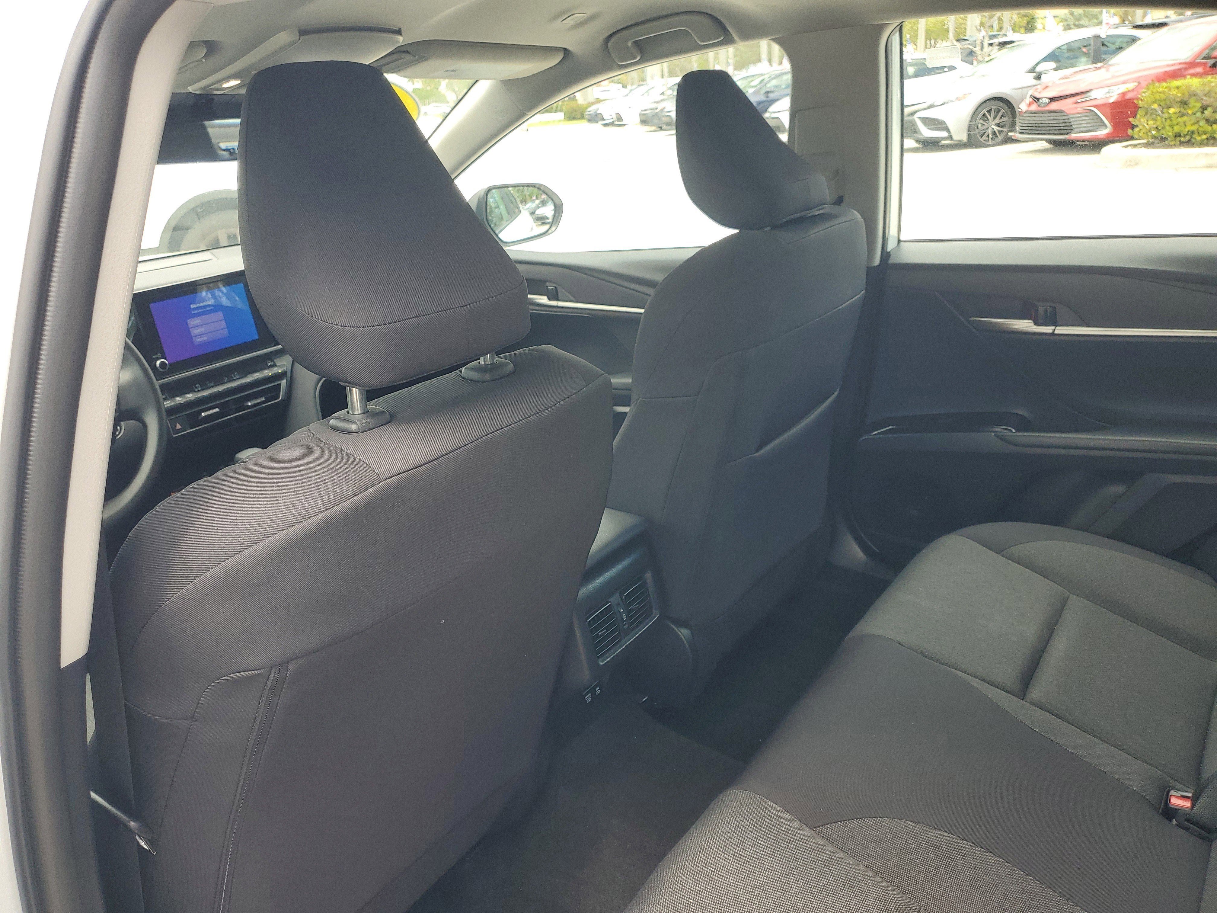 Used 2025 Ice Toyota LE image 12