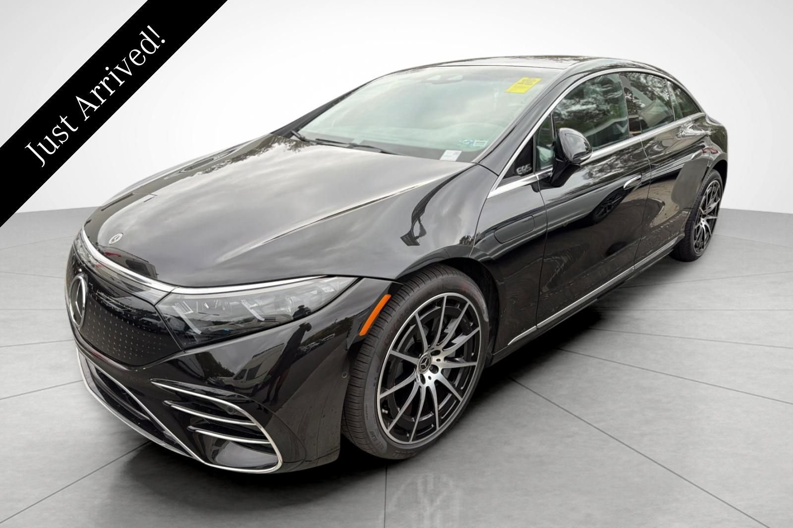 Used 2022 Black Mercedes-Benz 580 image 1